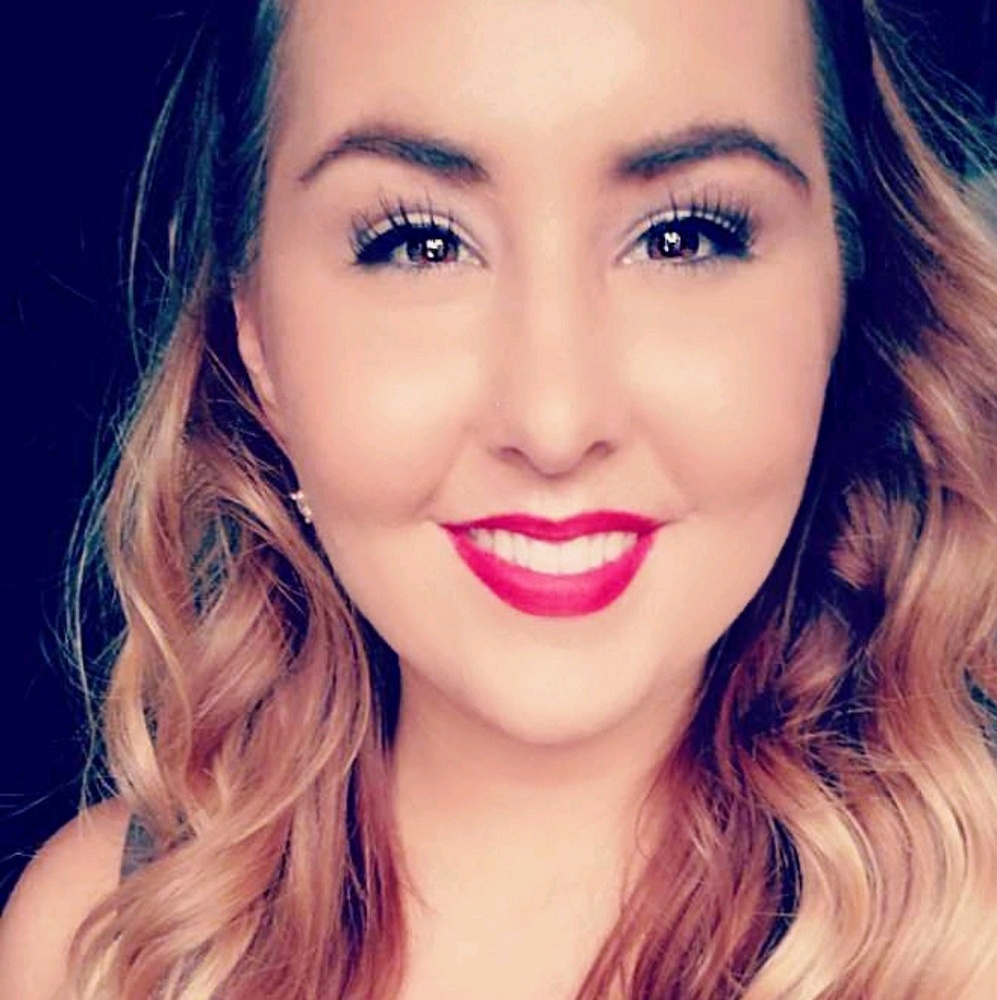 Meet your Posher, Caitlin